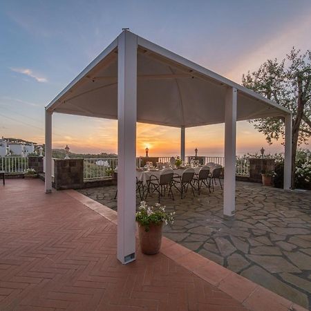 Villa Carolina Sorrento Private Heated Pool And Sea View 外观 照片