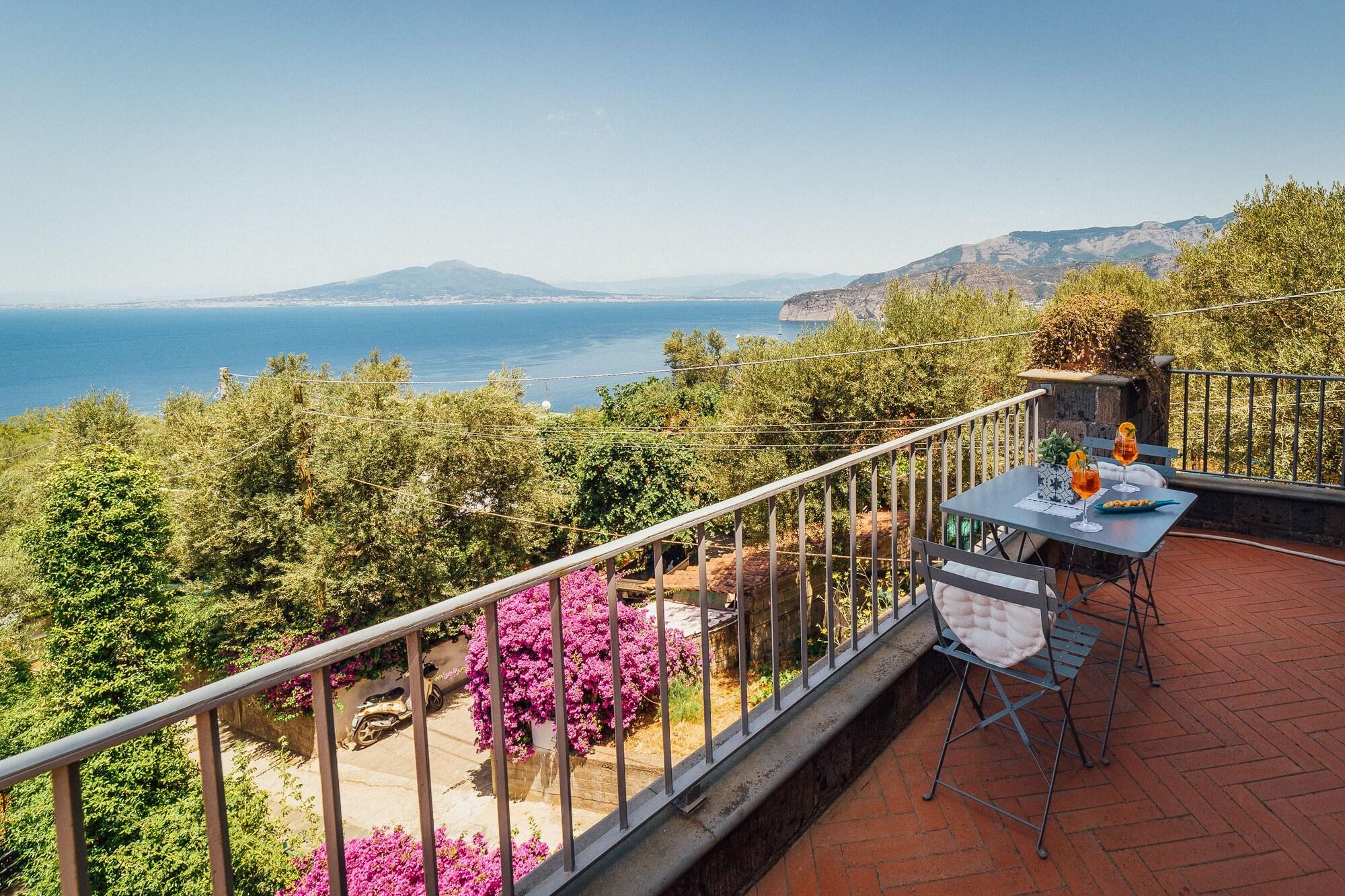Villa Carolina Sorrento Private Heated Pool And Sea View 外观 照片