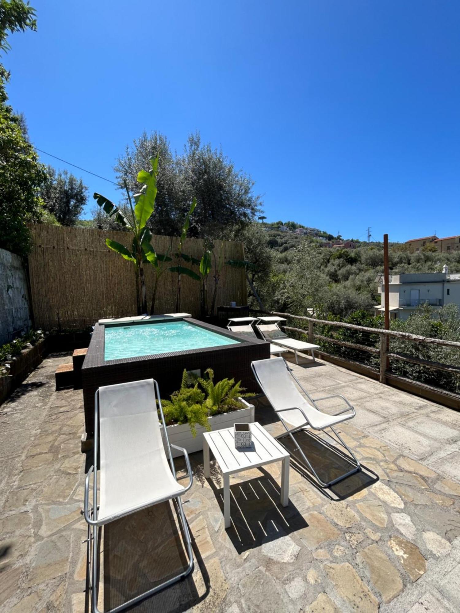 Villa Carolina Sorrento Private Heated Pool And Sea View 外观 照片