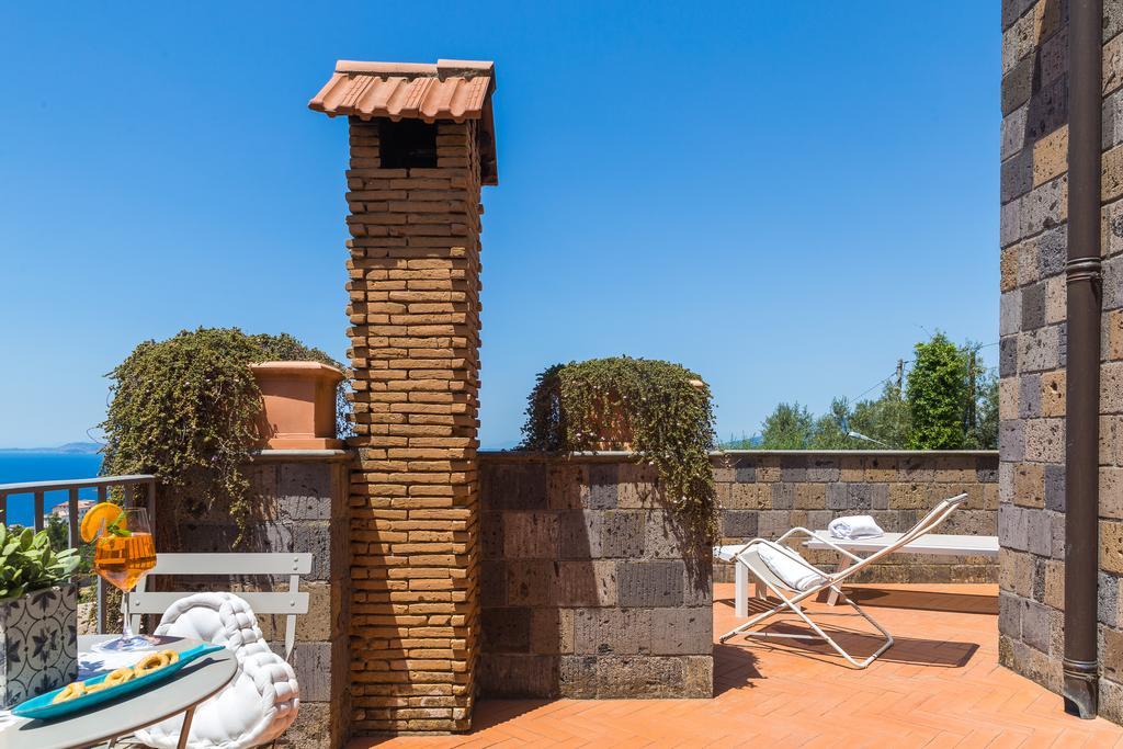 Villa Carolina Sorrento Private Heated Pool And Sea View 外观 照片