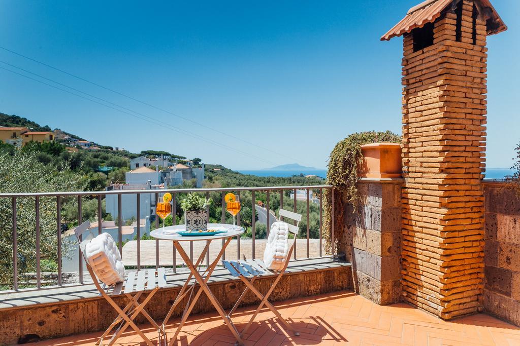 Villa Carolina Sorrento Private Heated Pool And Sea View 外观 照片